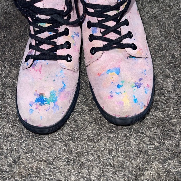 Dr. Martens SHERIDAN WOMEN'S CONFETTI SUEDE CASUAL BOOTS Sz 6 - Picture 2 of 9